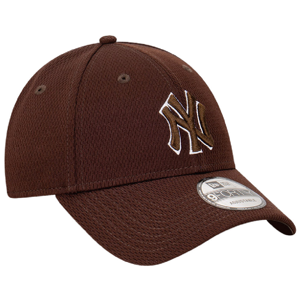 New Era | Mens 9Forty Adjustable NY Yankees (Dashmark Walnut)