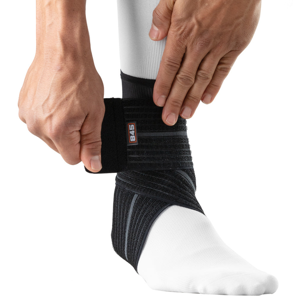 Shock Doctor | Ankle Sleeve with Compression Wrap Support (Black)